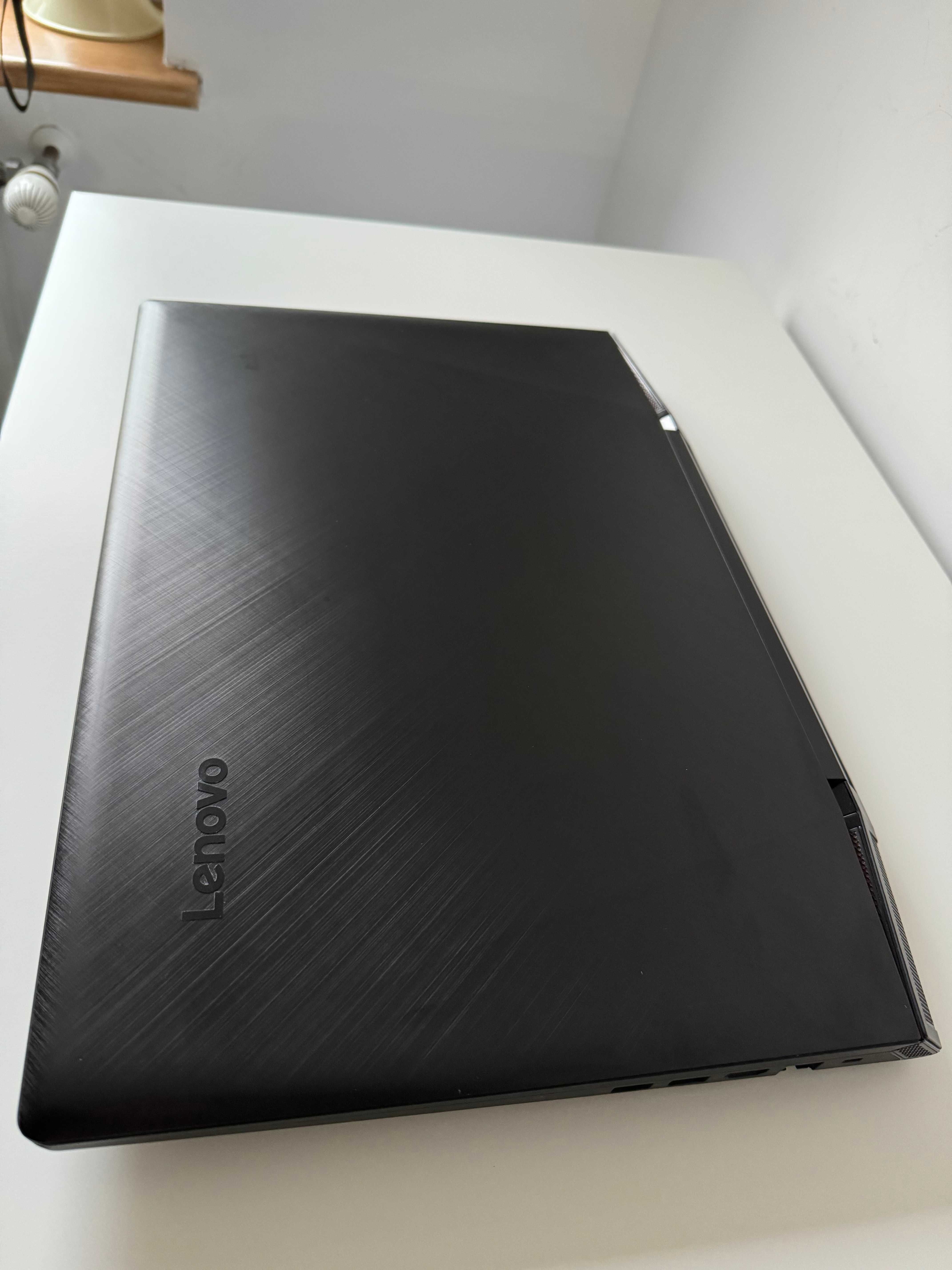 Laptop LENOVO Y700-17ISK (ideapad) i7 17,3 cal 32GB SSD 512GB +1TB W10