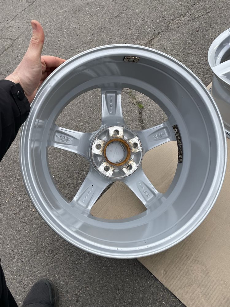 Диски R17/ 5x114.3/ ET47/ DIA 67.1 /Germany