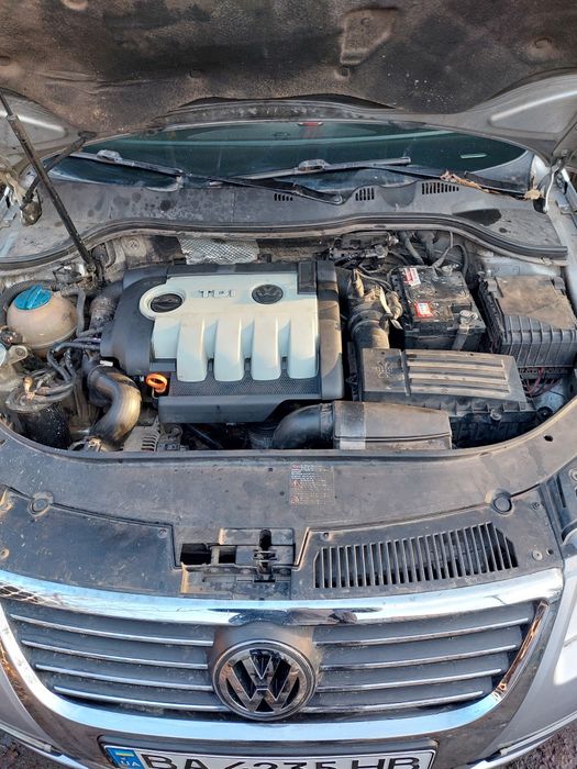 Фольксваген Пассат Б 6 2007год 2.0 дизель