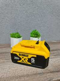 Акумуляторна батарея DeWALT DCB205 Акумулятор