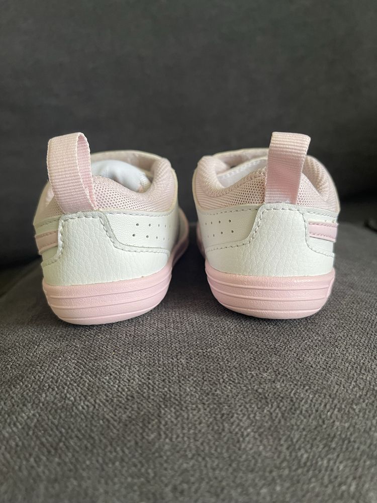 Кросівки дитячі для дівчинки Nike Pico 5 розм. 25 ( 15,5 см)