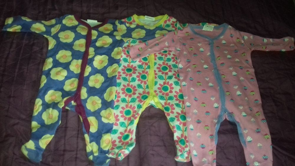 Ubranka rozmiar 56 (0-3 miesięcy)