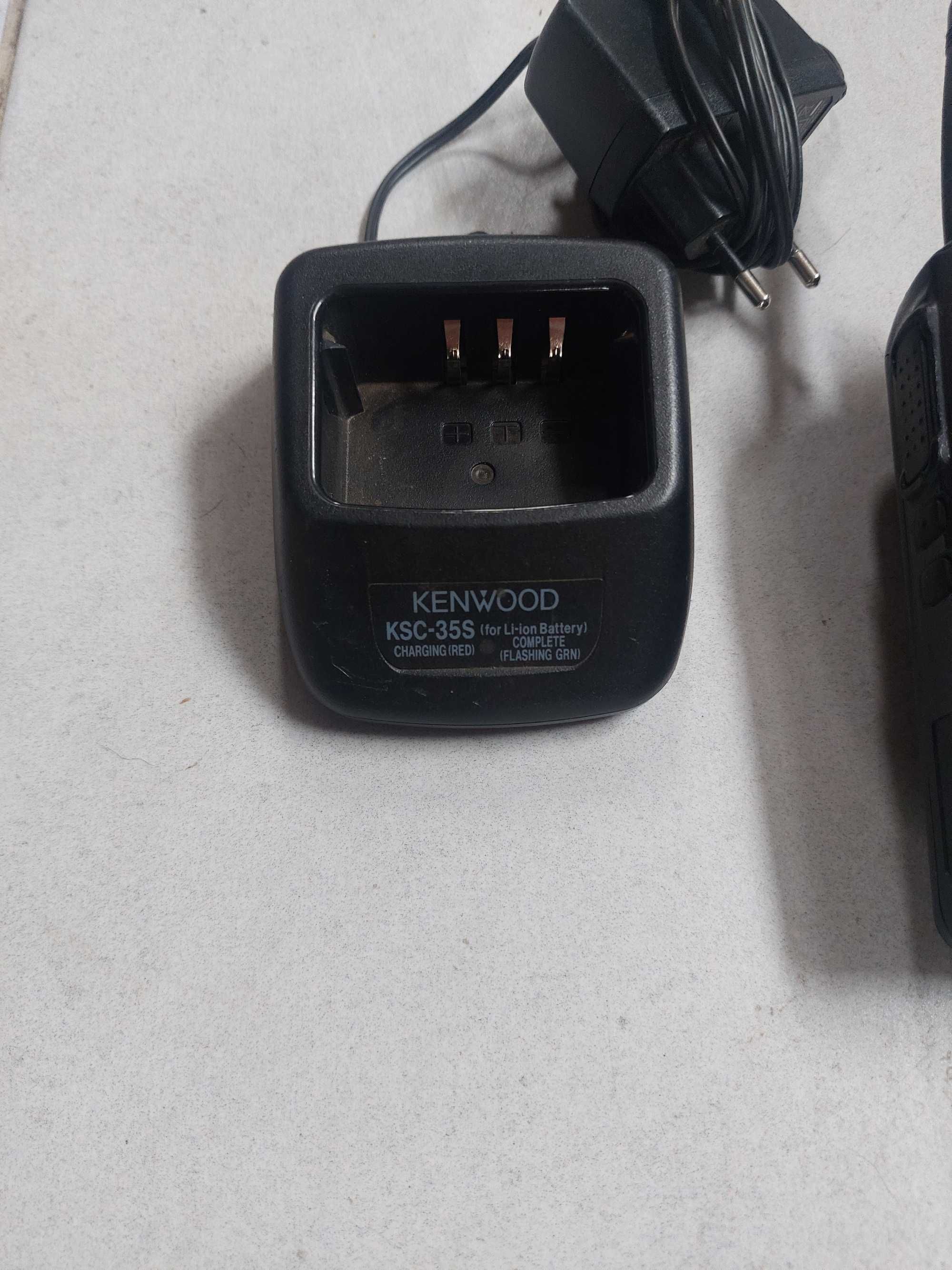 Krótkofalówka kenwood KSC - 35S + ładowarka