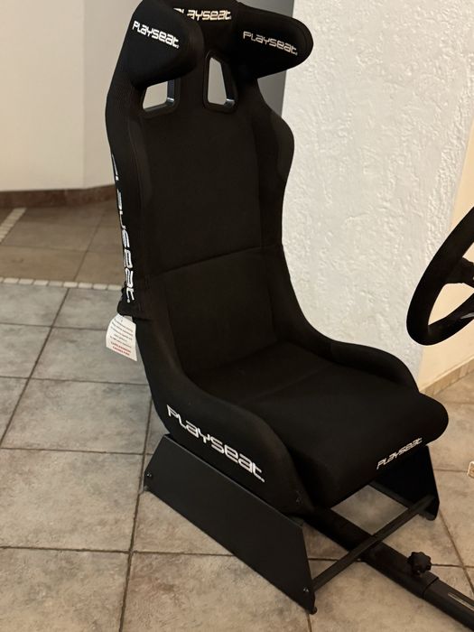 Кокпіт Playseat Evolution PRO - ActiFit