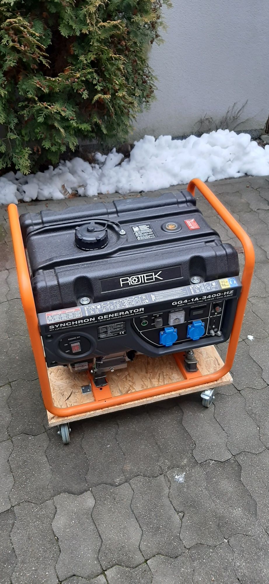 Agregat prądotwórczy Rotek 3.0kw  AVR