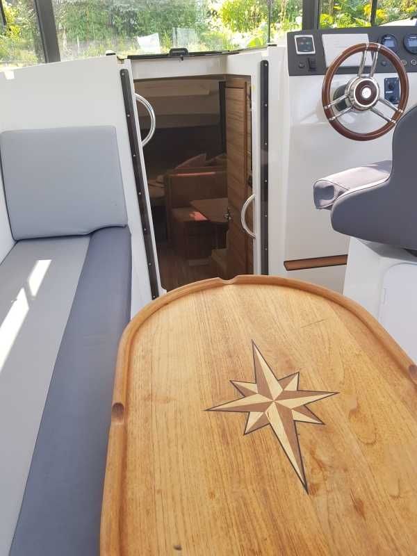 Jacht łódź Mazuria Neon 910 | 2022 | 9.10m |50KM|WC|Ster strum | 1 wł