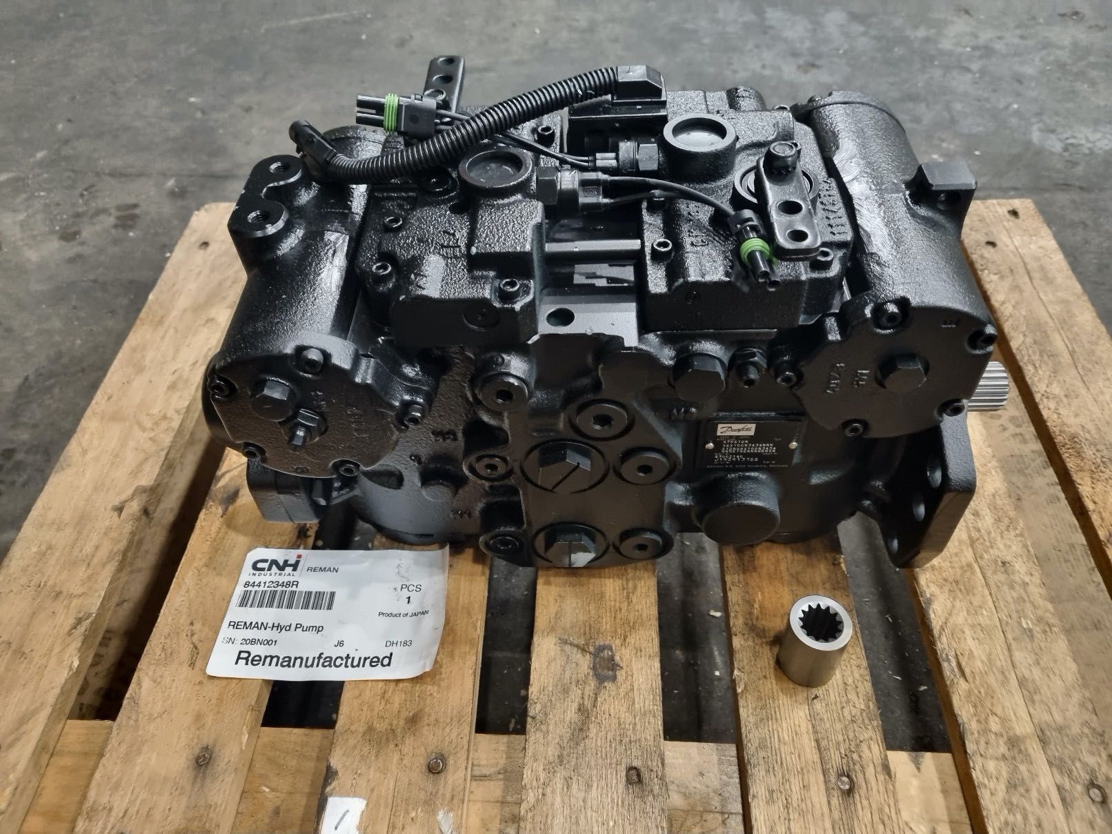 danfoss sauer nowa pompa do ładowarki case 85 xt