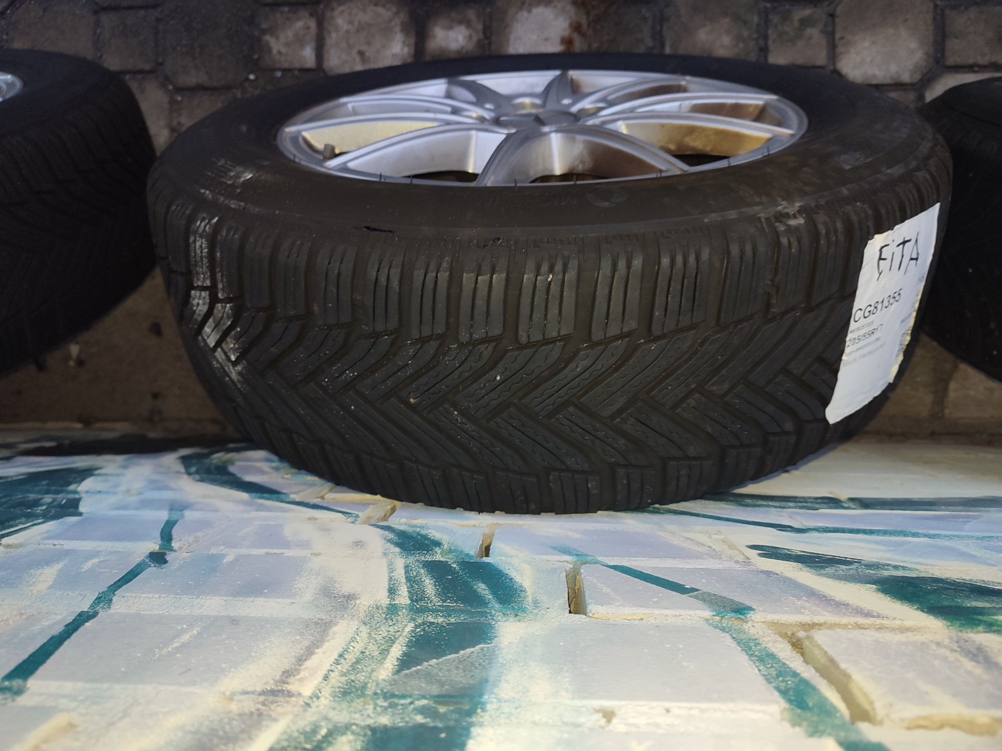 Koła Mercedes 16" WIELOSEZONOWE  Michelin Alpina 5