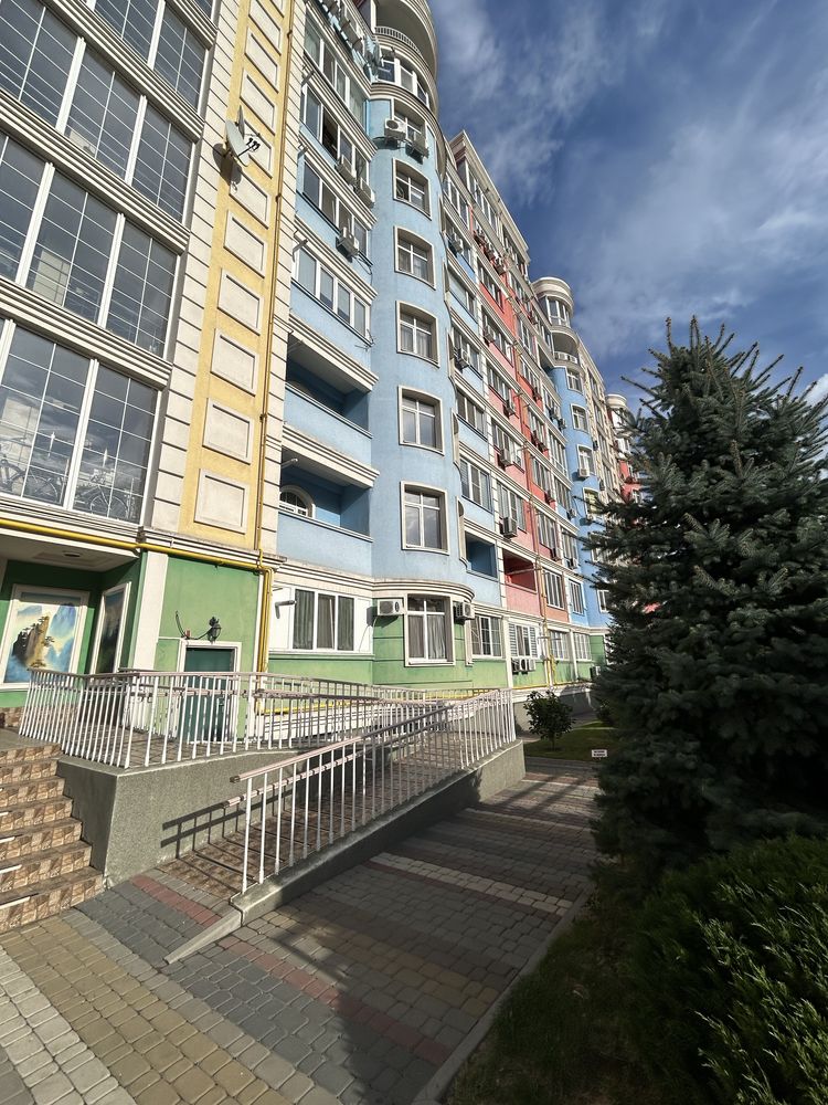 Продам 4х. квартру, ЖК Акварель, Победа-6