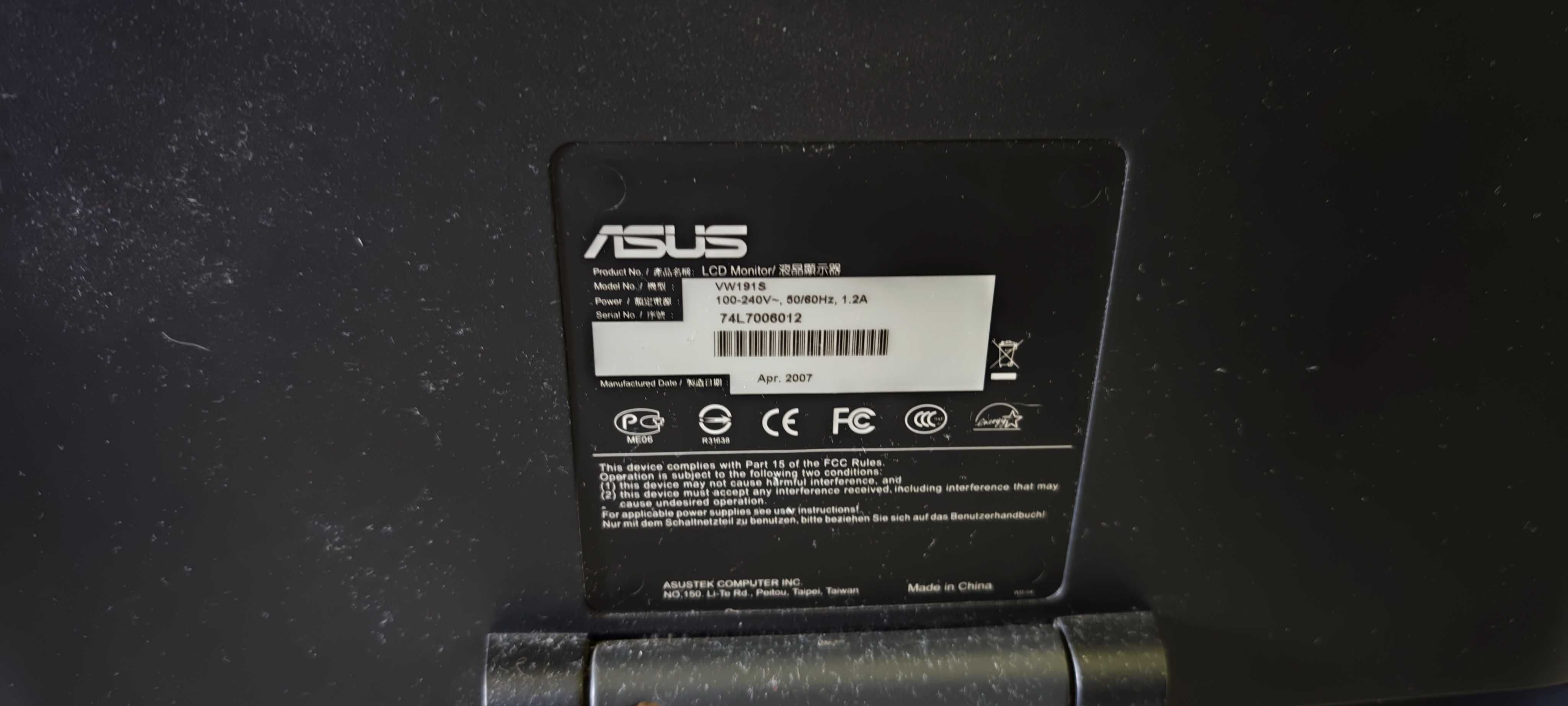 Komputer stacjonarny  intel i5 (dla grafika karta firepro 30bit color)