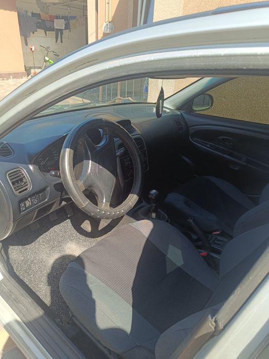 Продам авто mitsubisi carisma.Можливий обмін.