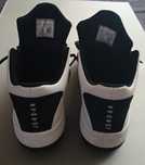 Buty sportowe typu Nike Jordan 43 rozmiar