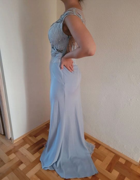 Długa sukienka wizytowa