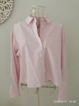 Camisa de riscas em tons rosa