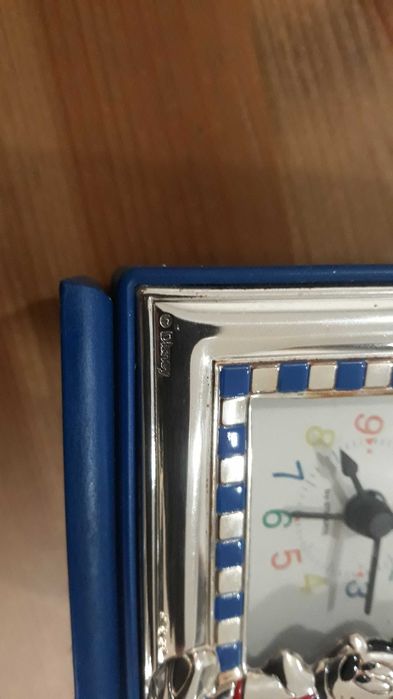 Relógio em prata