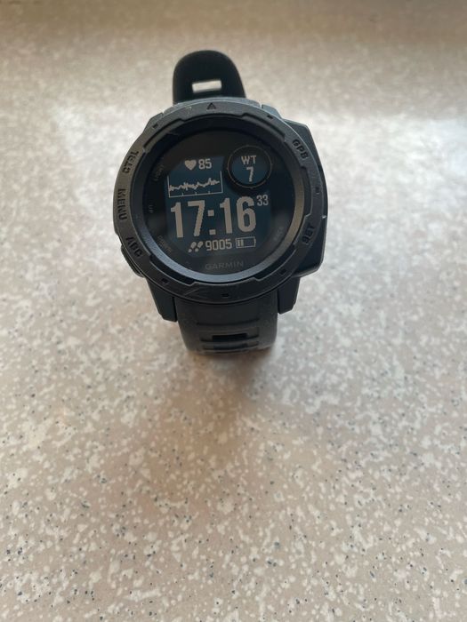 Zegarek GARMIN INSTINCT Bardzo dobry stan