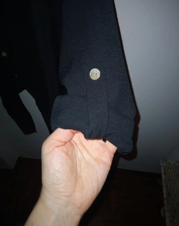 Camisa preta botões madrepérola L Vintage