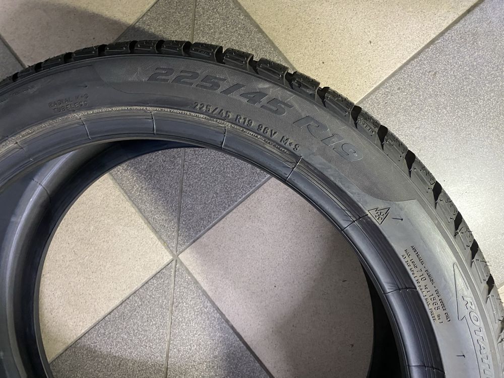 Opony Zimowe Pirelli Sottozero 3 Winter Run Flat  225/45 R19 96V 4szt