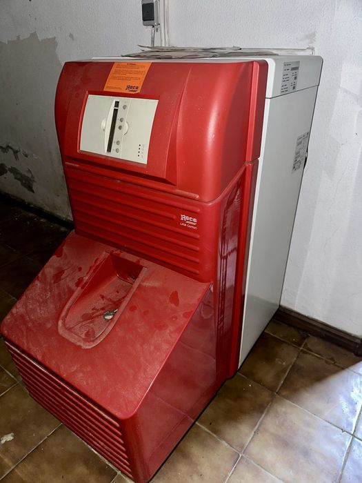 Caldeira a gasóleo Roca completa