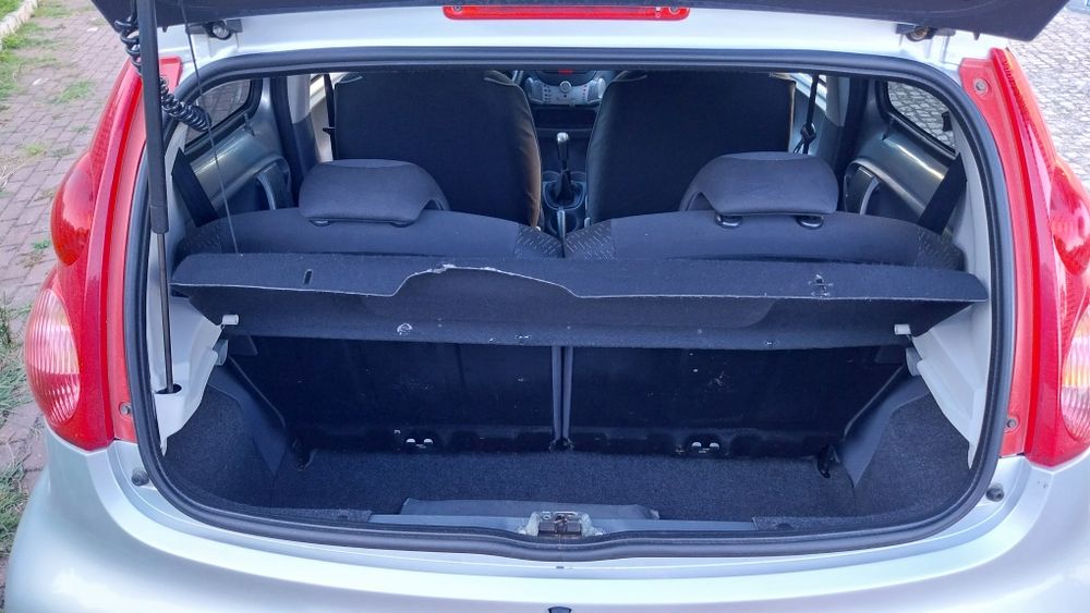 Peugeot 107 Black & Silver Edition 1.0i 5p 2012