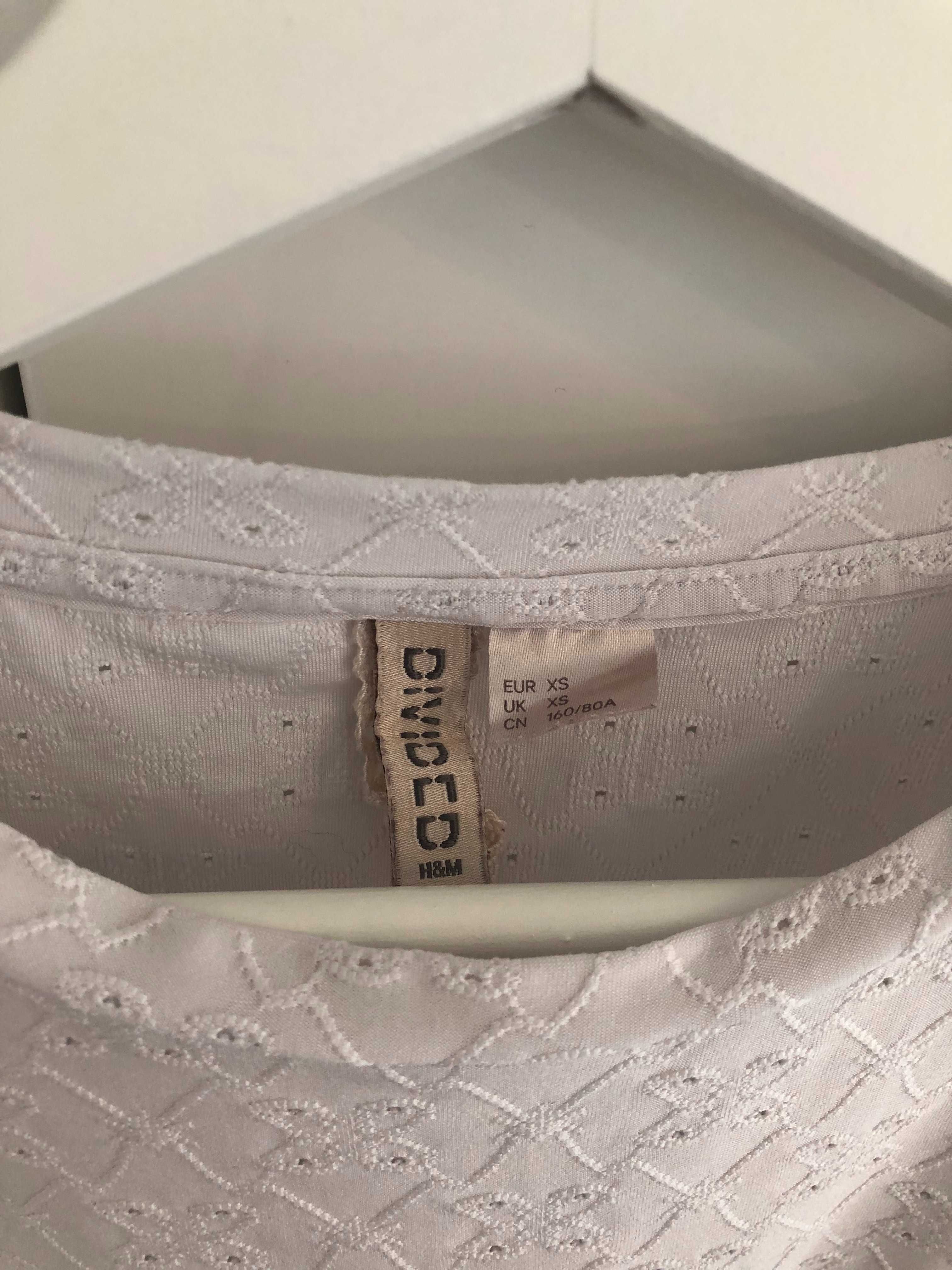 H&M Divided Biała koszulka z baskinką Rozmiar XS