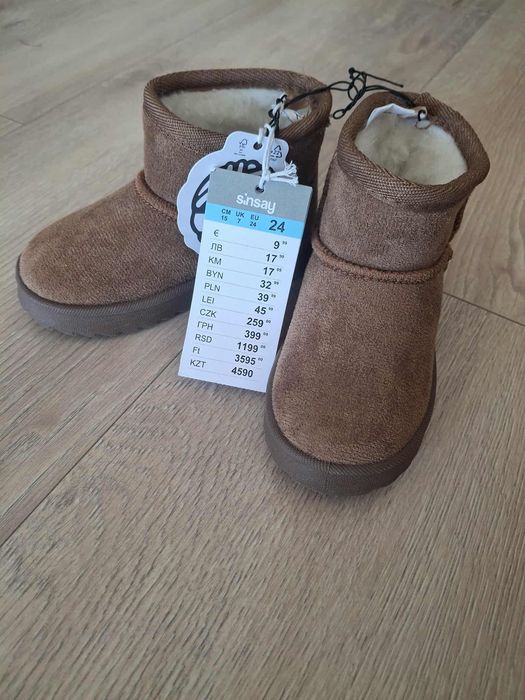 Sprzedam buty zimowe dla dziewczynki rozmiar 24