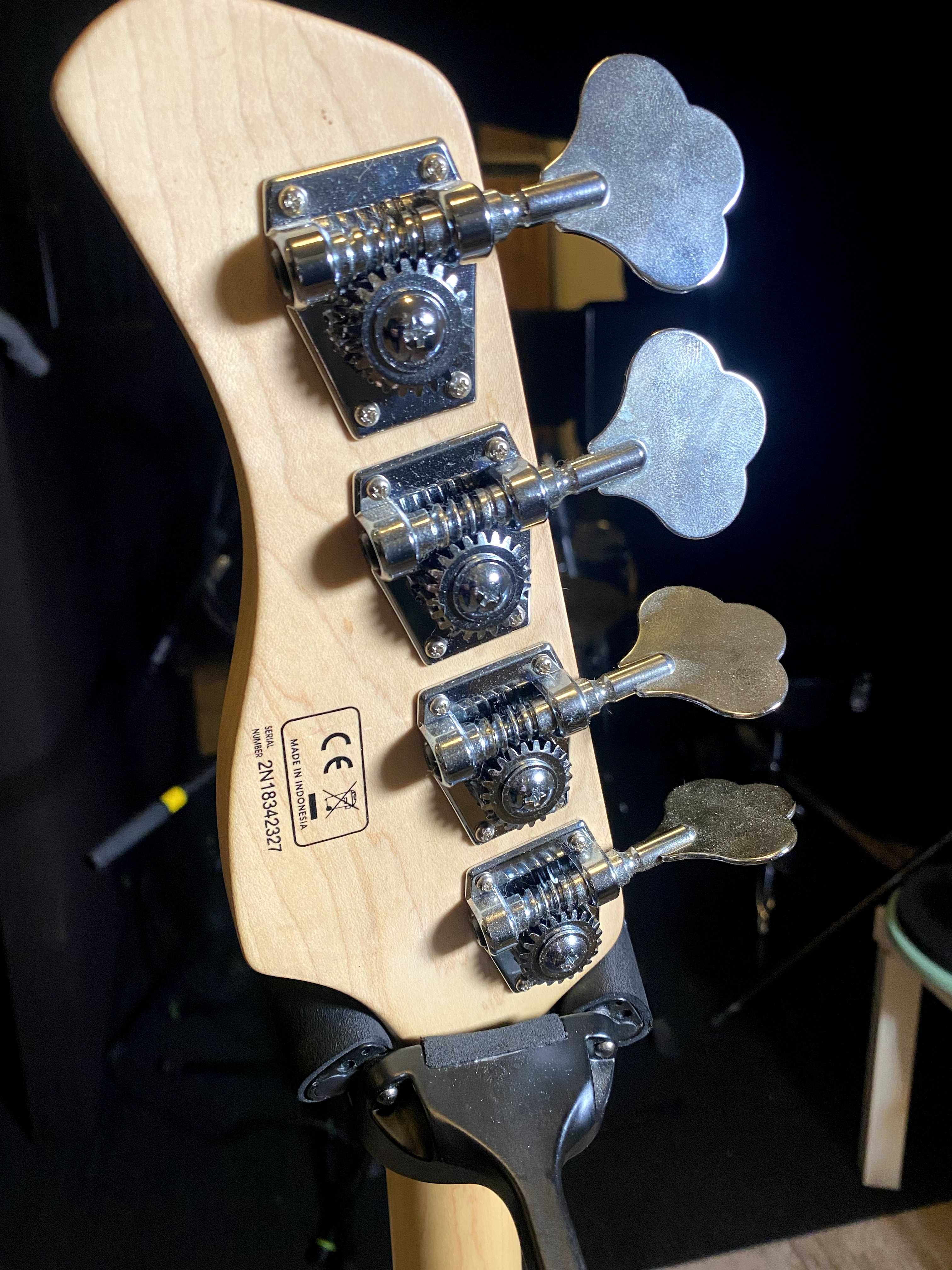 Gitara basowa bass Marcus Miller V7 2nd Gen