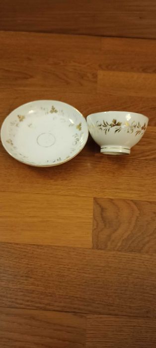 Tacinha com prato antiga