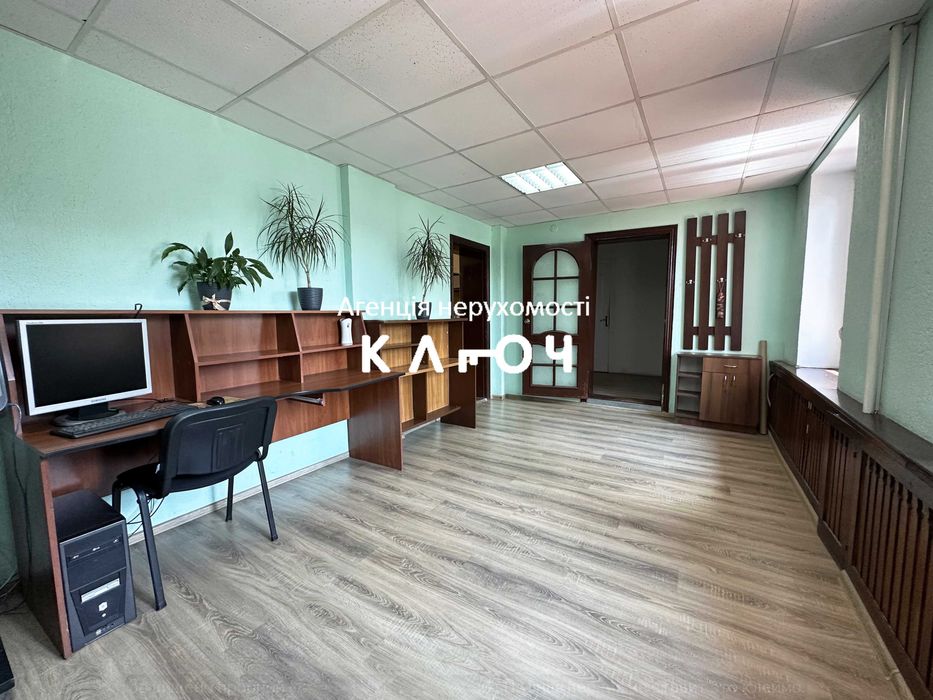 Продаж виробничої бази в центральній частині міста