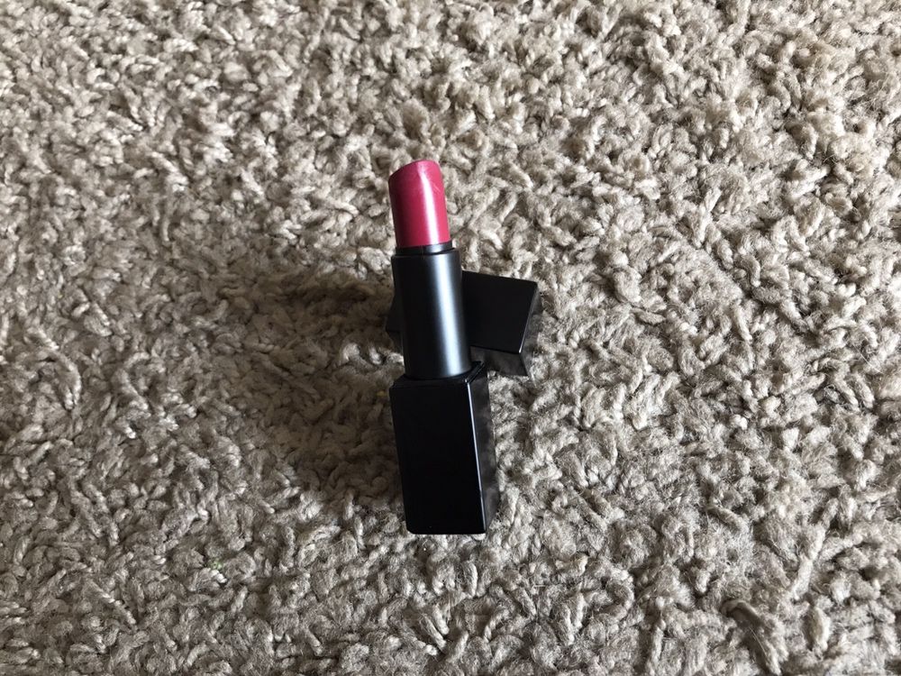 Nars pomadka Audacious Vera 4,2g szminka do ust