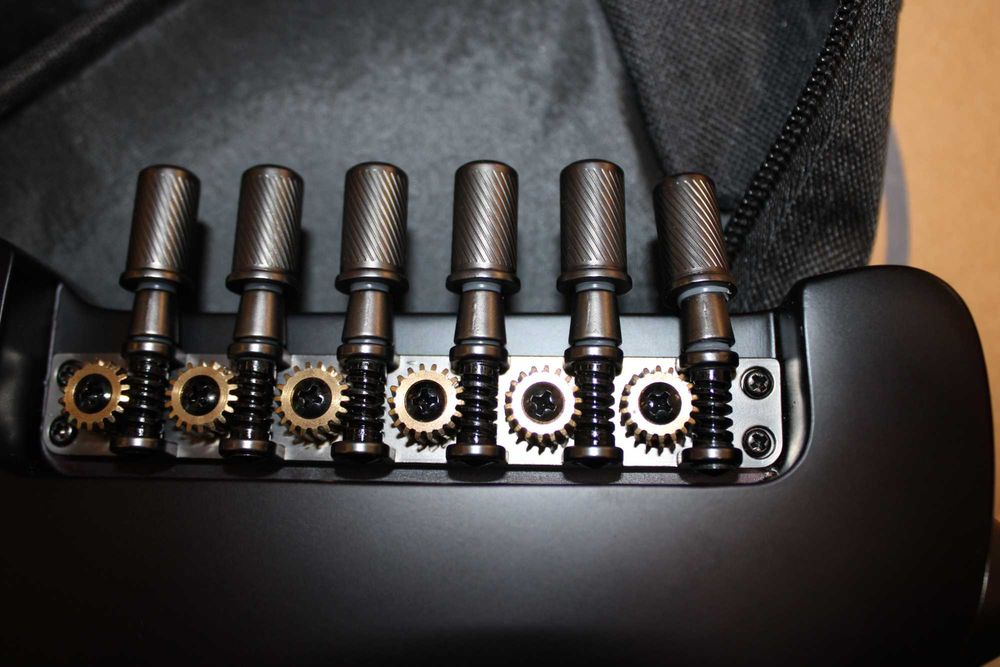 Donner HUSH-I Gitara elektroakustyczna z pokrowcem, słuchawkami