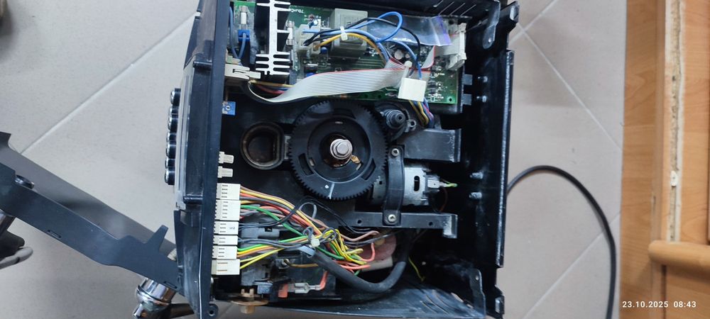 Продам запчастини на кофемашинку саеко інканто