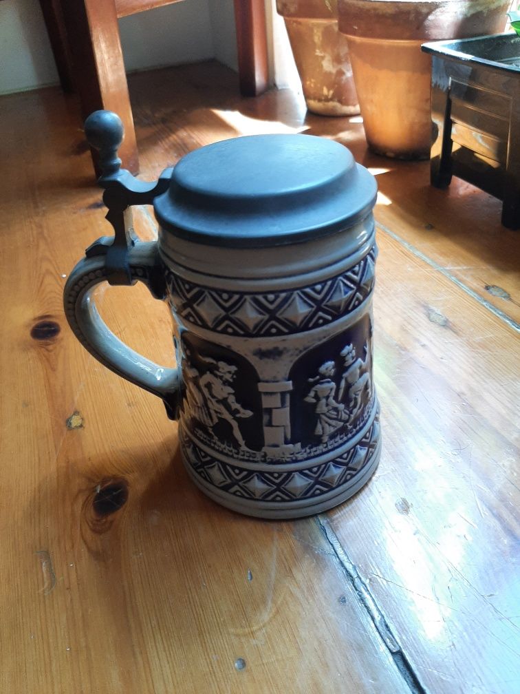 Cerveja Caneca, Original, alemã, em cerâmical