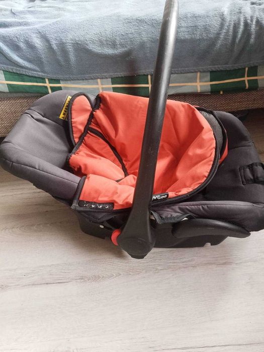 Fotelik samochodowy dla dziecka 0-11 kg