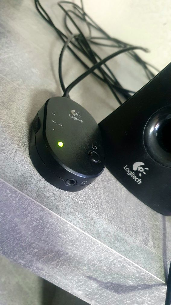 Акустикп logitech z313 2.1
