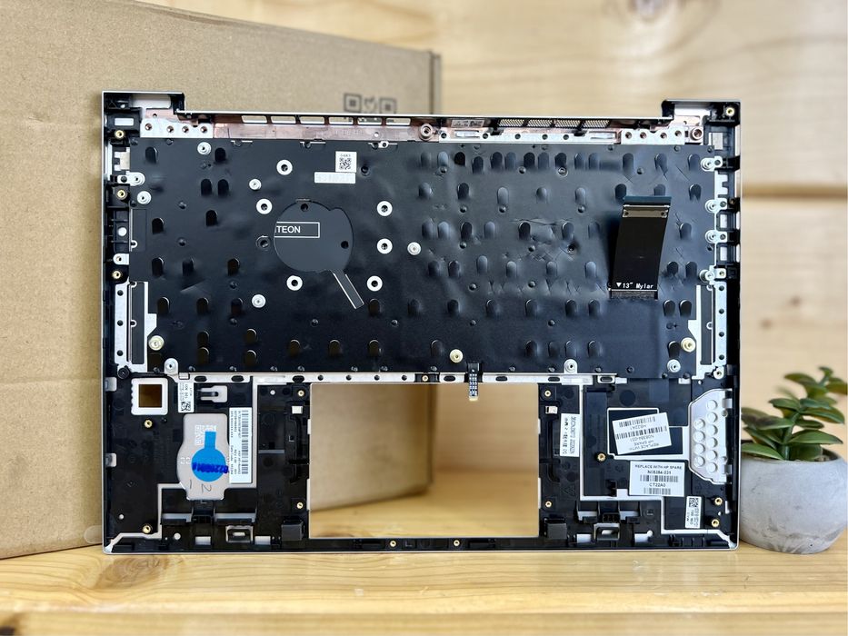 Новий топкейс/верхня панель і клавіатура для ноутбука HP 830 G9/G10