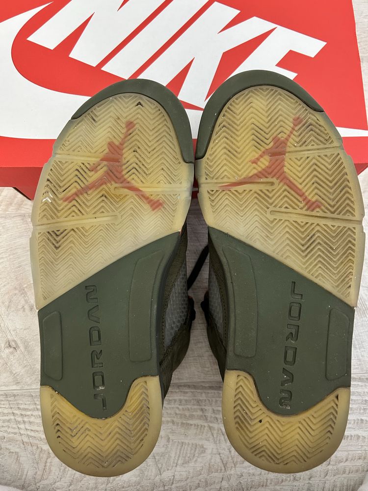 Jordan 5 Retro Mid Olive