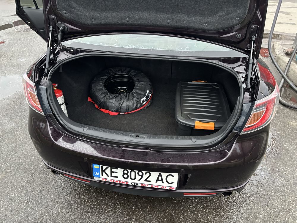 Продам mazda 6 в максимальній комплектації!