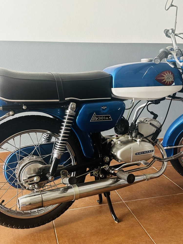 Mota Zundapp 1975 Tudo original bem estimada