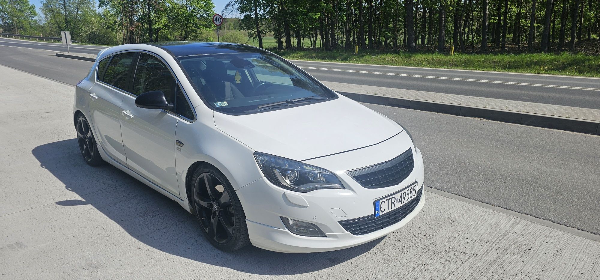 Skup aut Bydgoszcz Auto Toruń wszystkich samochodów osobowych Opel Ast