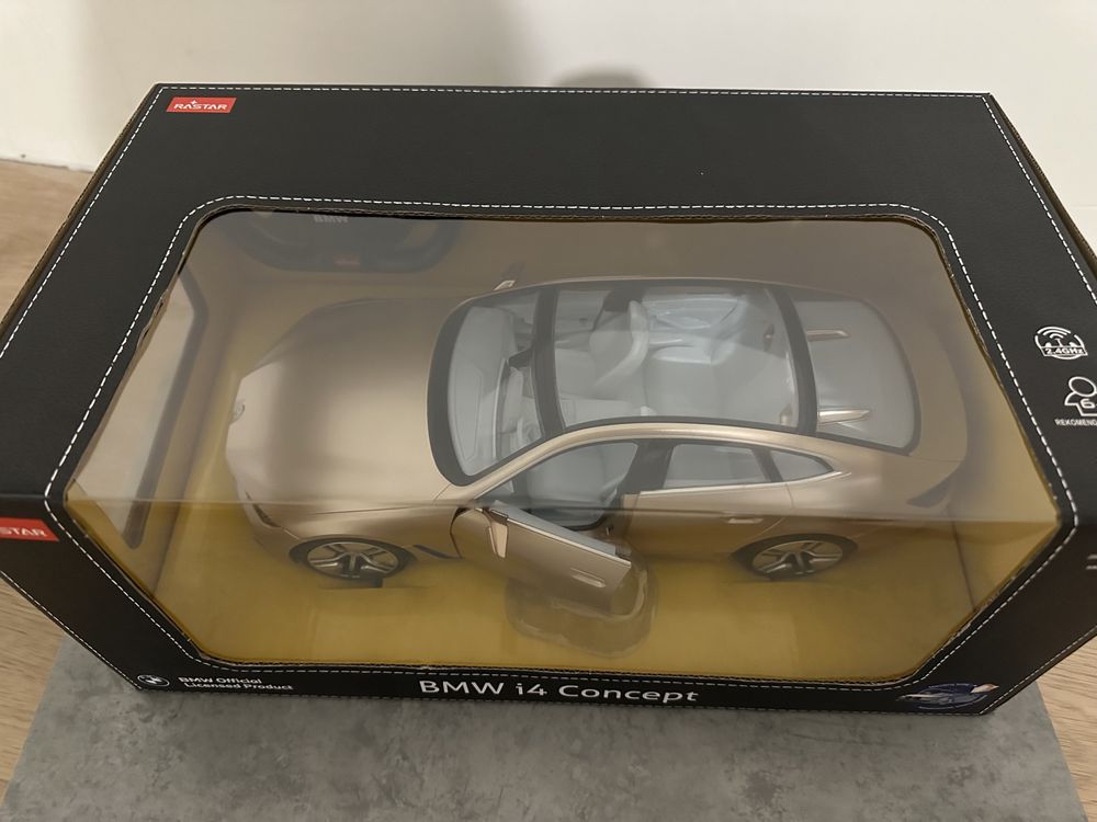 Автомобіль на дистанційному управлінні BMW I4 Concept