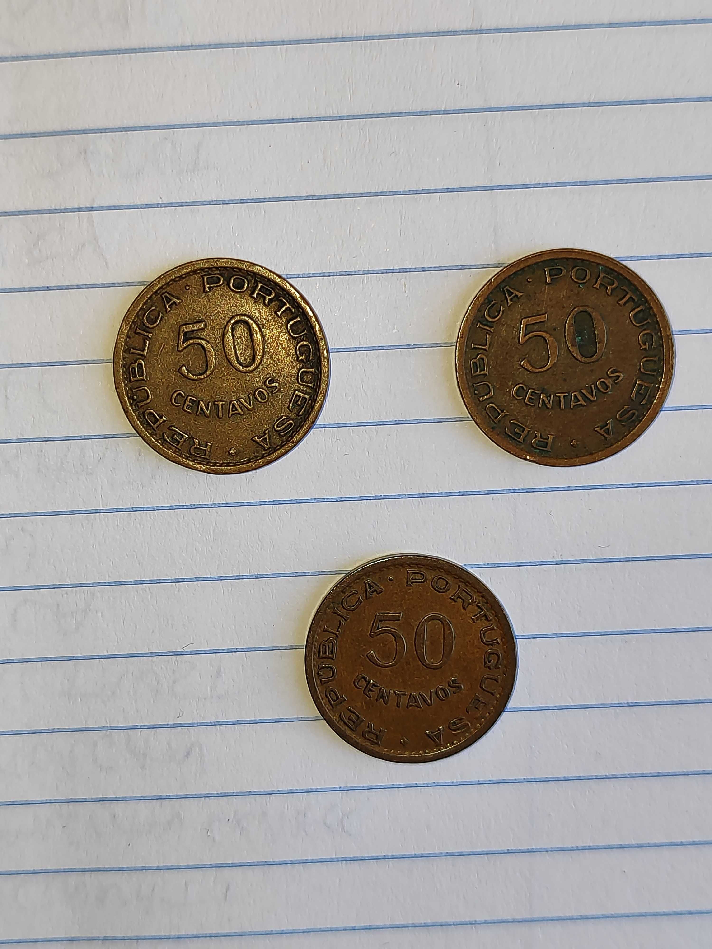 Moedas de Angola (ex-colonia) para venda individual por 1,5€ cada.