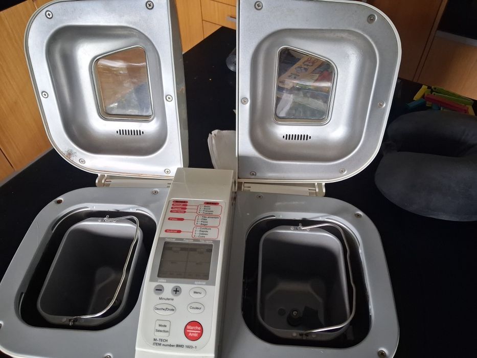 Maquina de fazer pão.  La Redoute.