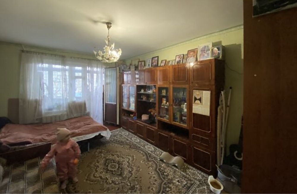 Продаж 2к квартири вул. Прибузька