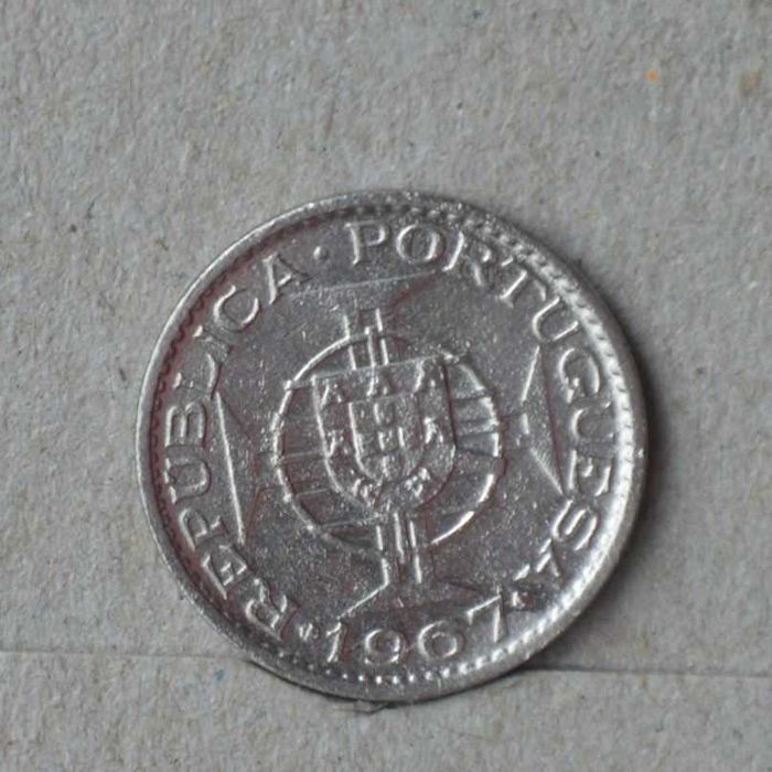 Cabo Verde 2,5 escudos 1967 - olx X10603