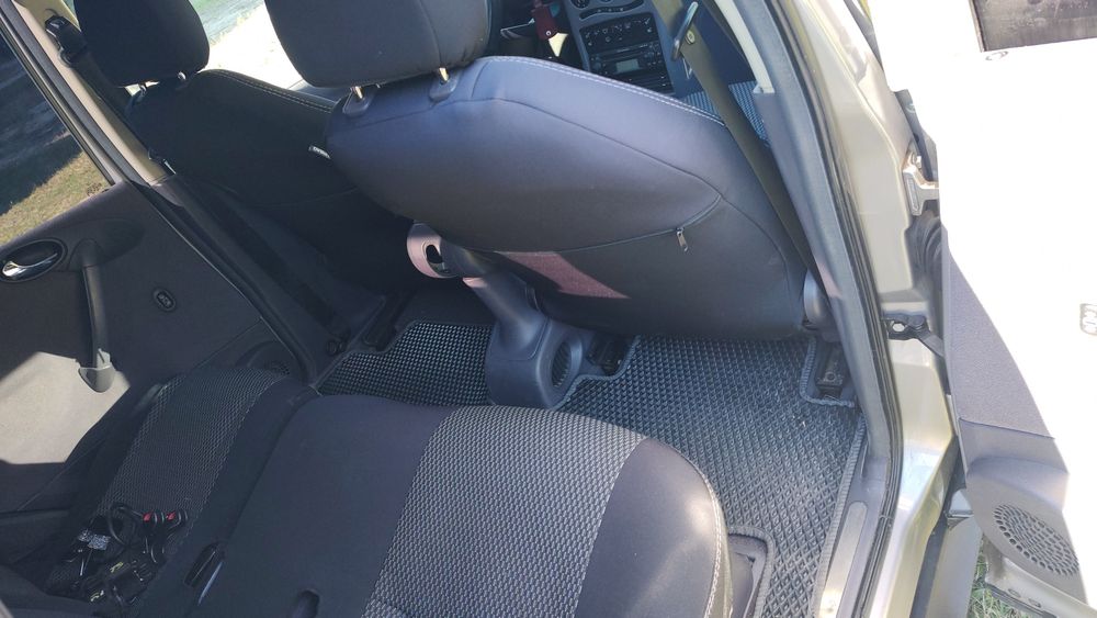 Продам Mercedes-Benz A 190 Elegance