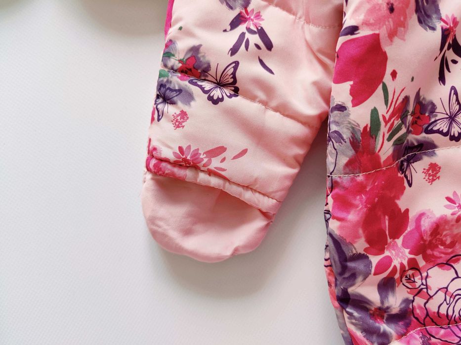 6,9 міс, зріст 68,74 Красивий демісезонний комбінезон дівчинці