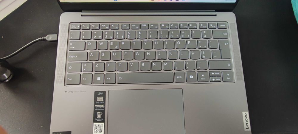 Portátil Lenovo Yoga Slim 7 14IMH9 - 14 polegadas