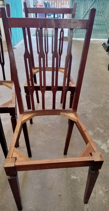 Cadeiras de Madeira