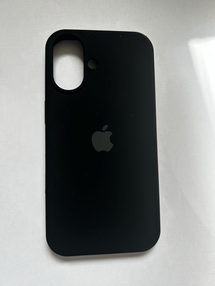 Czarne etui iphone 16